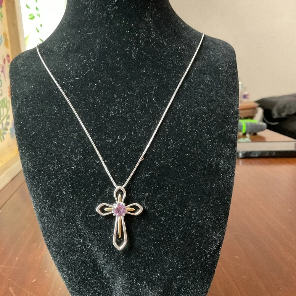 925 Sterling Silver this gorgeous